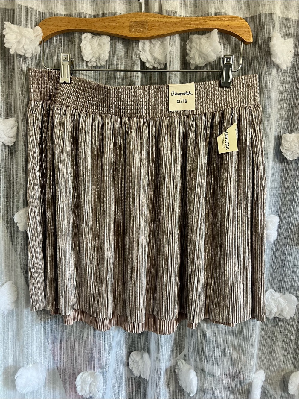 Aeropostale Metallic Pleated Elastic-Waist Skirt - Taupe
